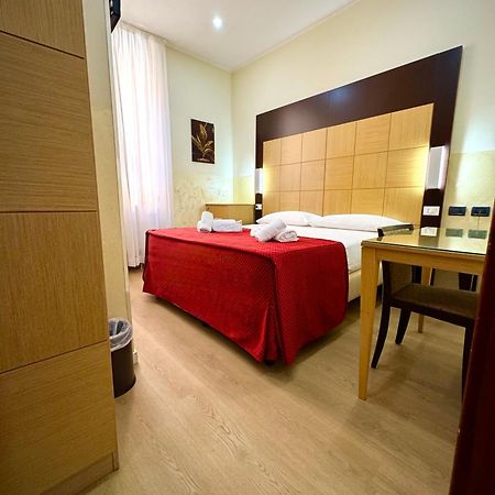 Hotel Fiorella Milano Εξωτερικό φωτογραφία