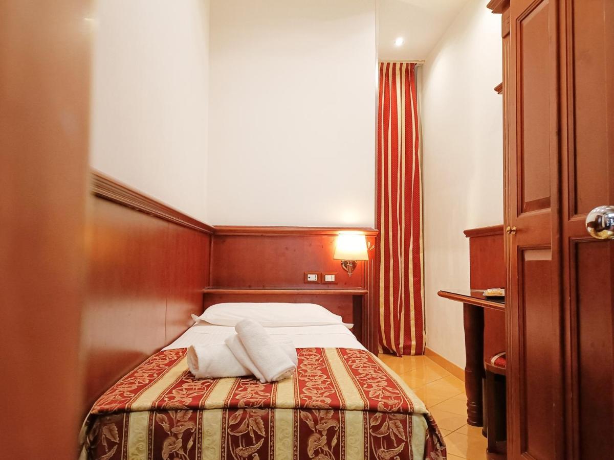 Hotel Fiorella Milano Εξωτερικό φωτογραφία