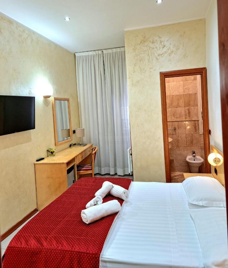 Hotel Fiorella Milano Εξωτερικό φωτογραφία