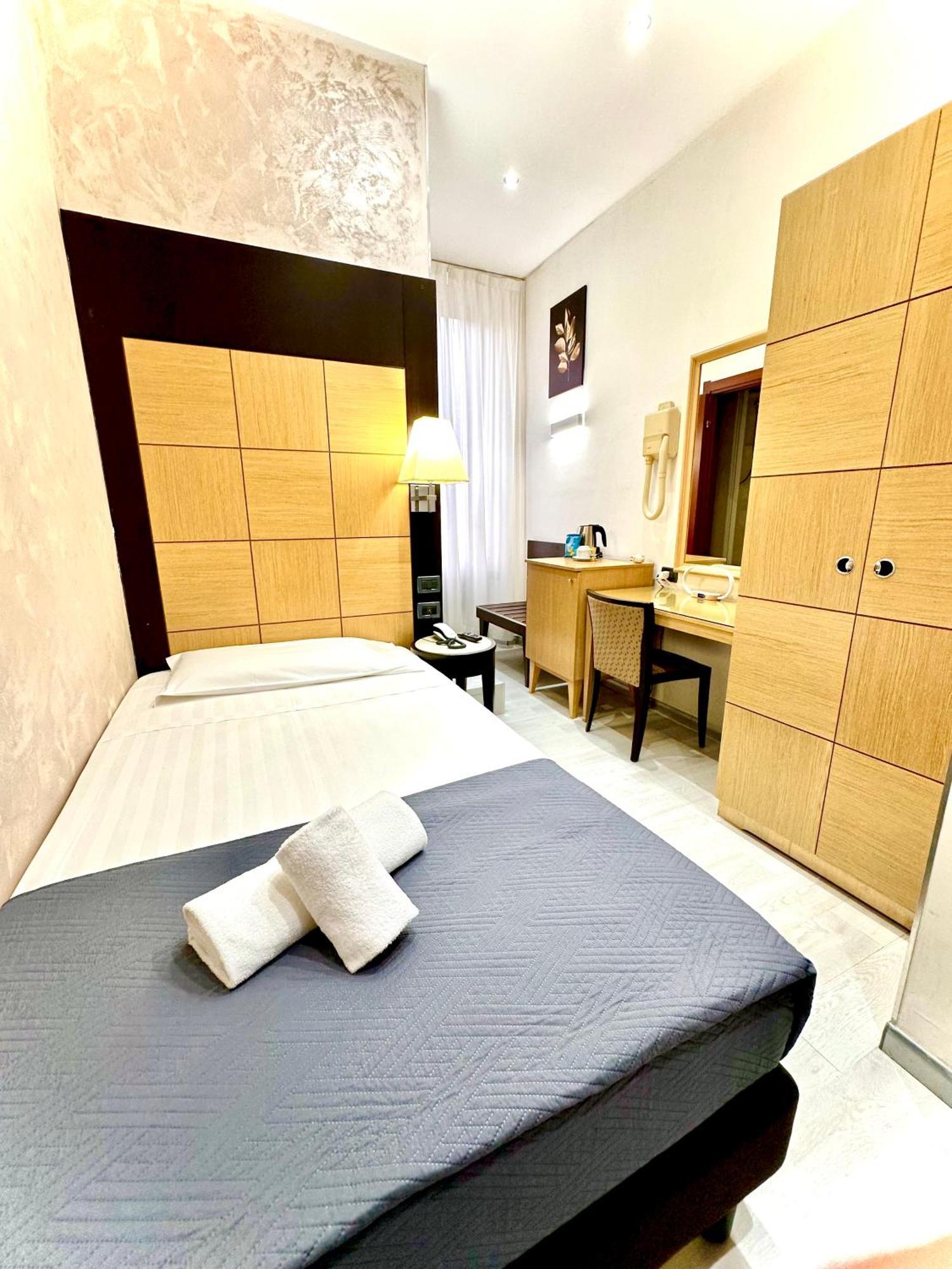 Hotel Fiorella Milano Εξωτερικό φωτογραφία