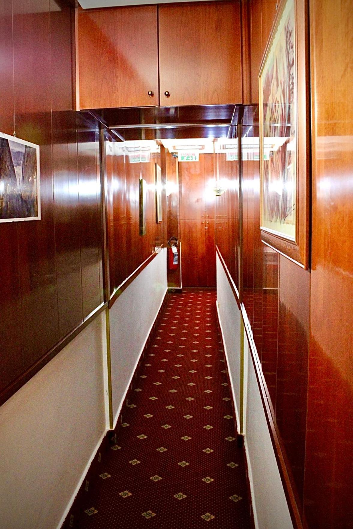 Hotel Fiorella Milano Εξωτερικό φωτογραφία