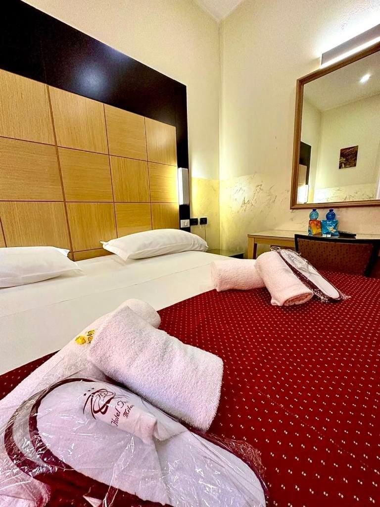 Hotel Fiorella Milano Εξωτερικό φωτογραφία