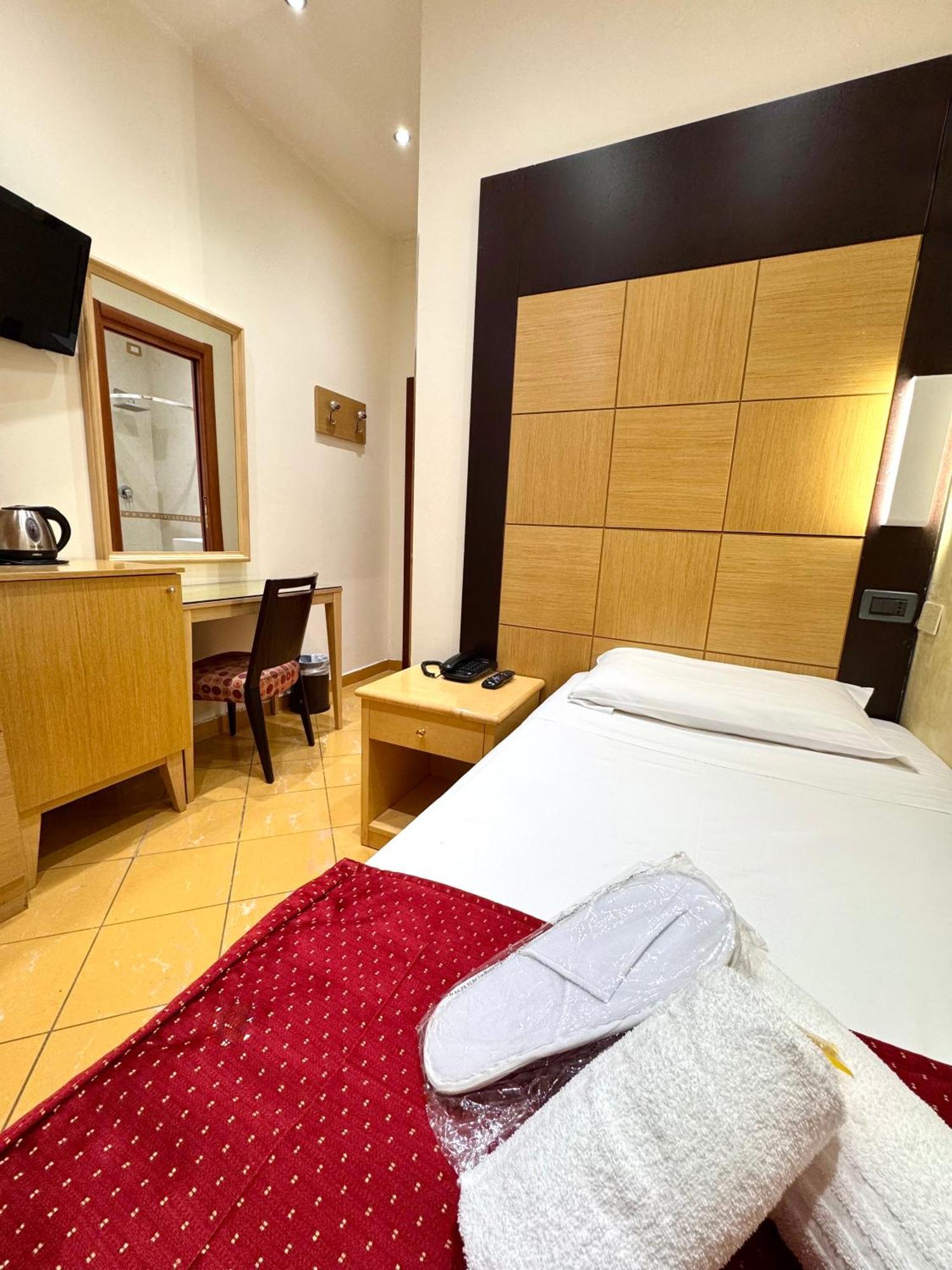 Hotel Fiorella Milano Εξωτερικό φωτογραφία