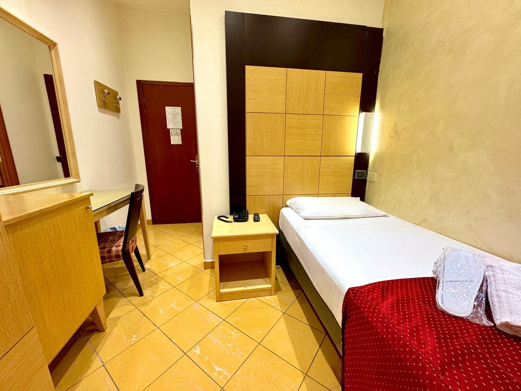 Hotel Fiorella Milano Εξωτερικό φωτογραφία