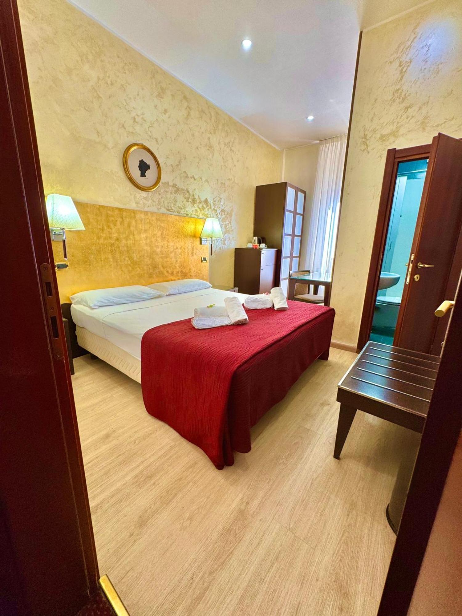 Hotel Fiorella Milano Εξωτερικό φωτογραφία