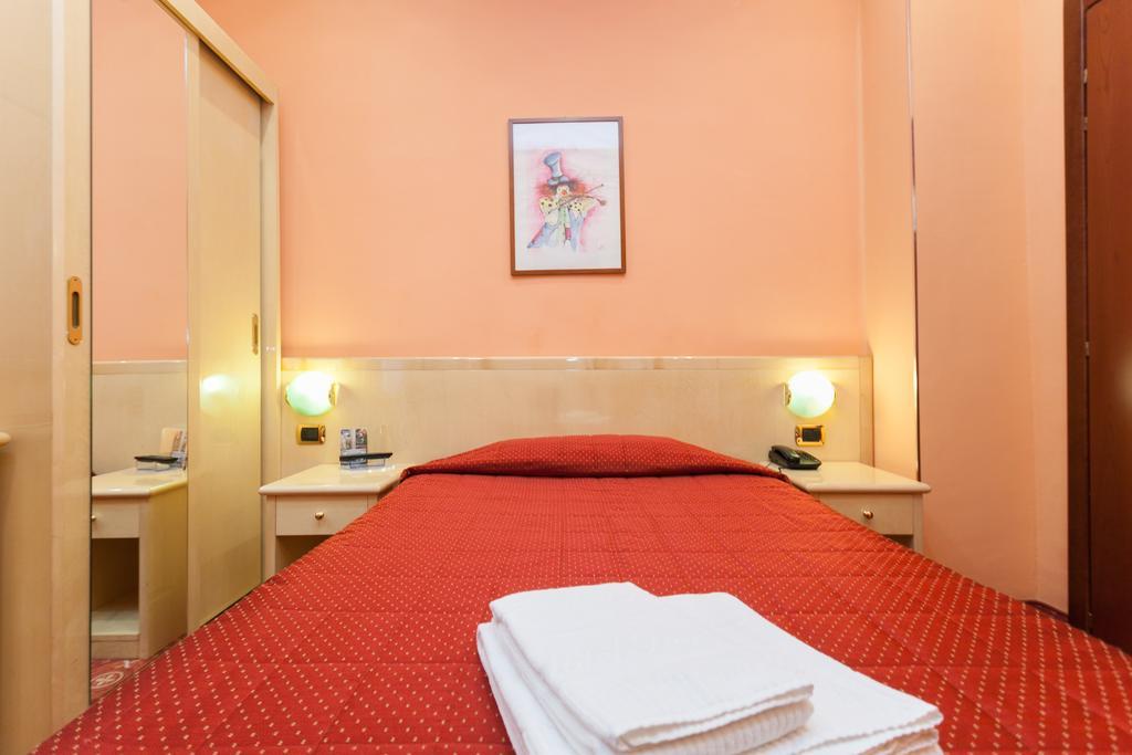 Hotel Fiorella Milano Εξωτερικό φωτογραφία
